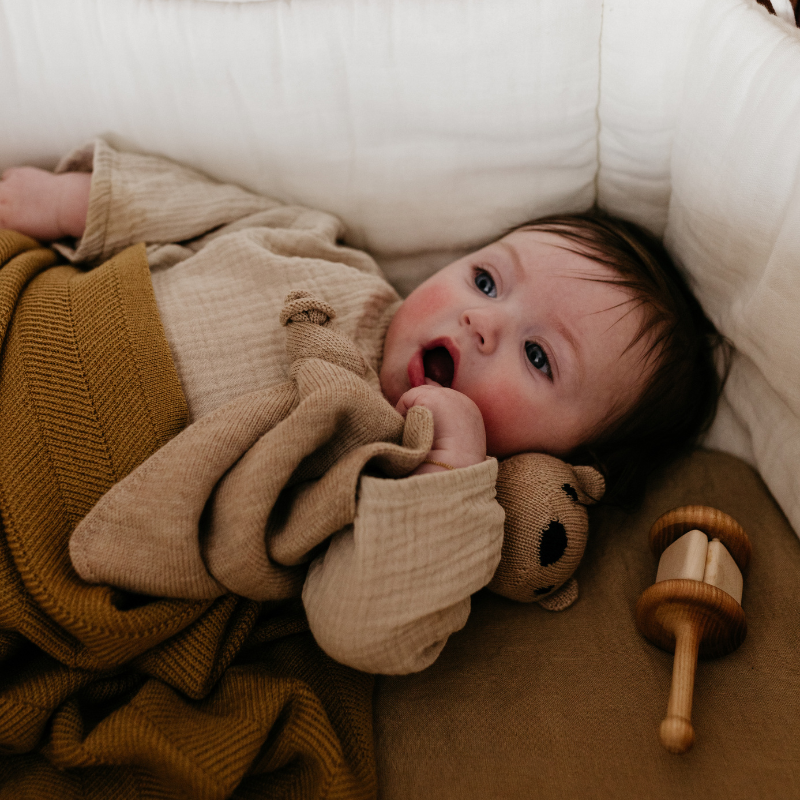 Hvid - Teddy Tokki knuffeldoekje - 100% merinowol - Sand