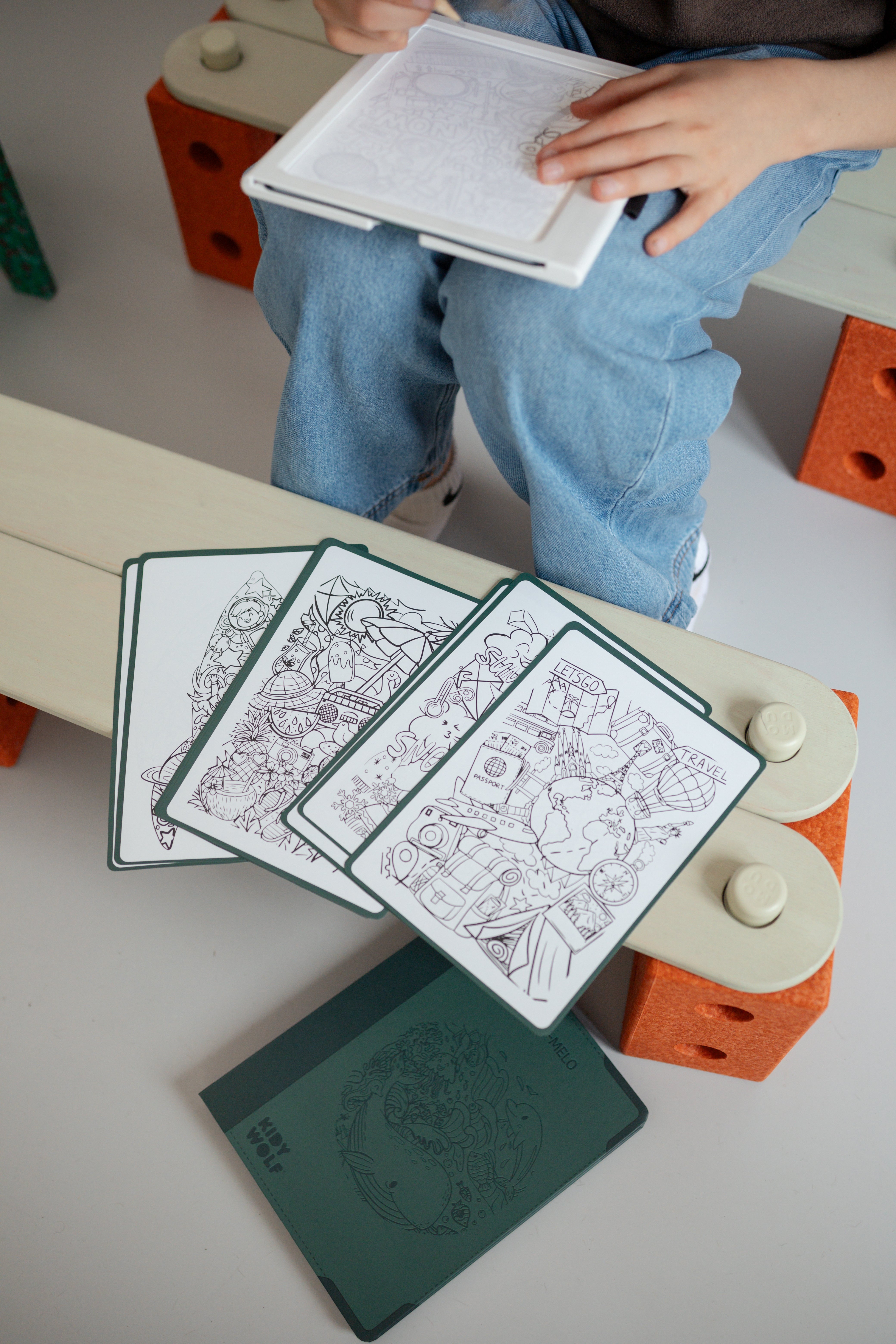 Kidywolf K-DRAW PAD 10+ Lichtgevende Tekentablet met 30 Tekensjablonen