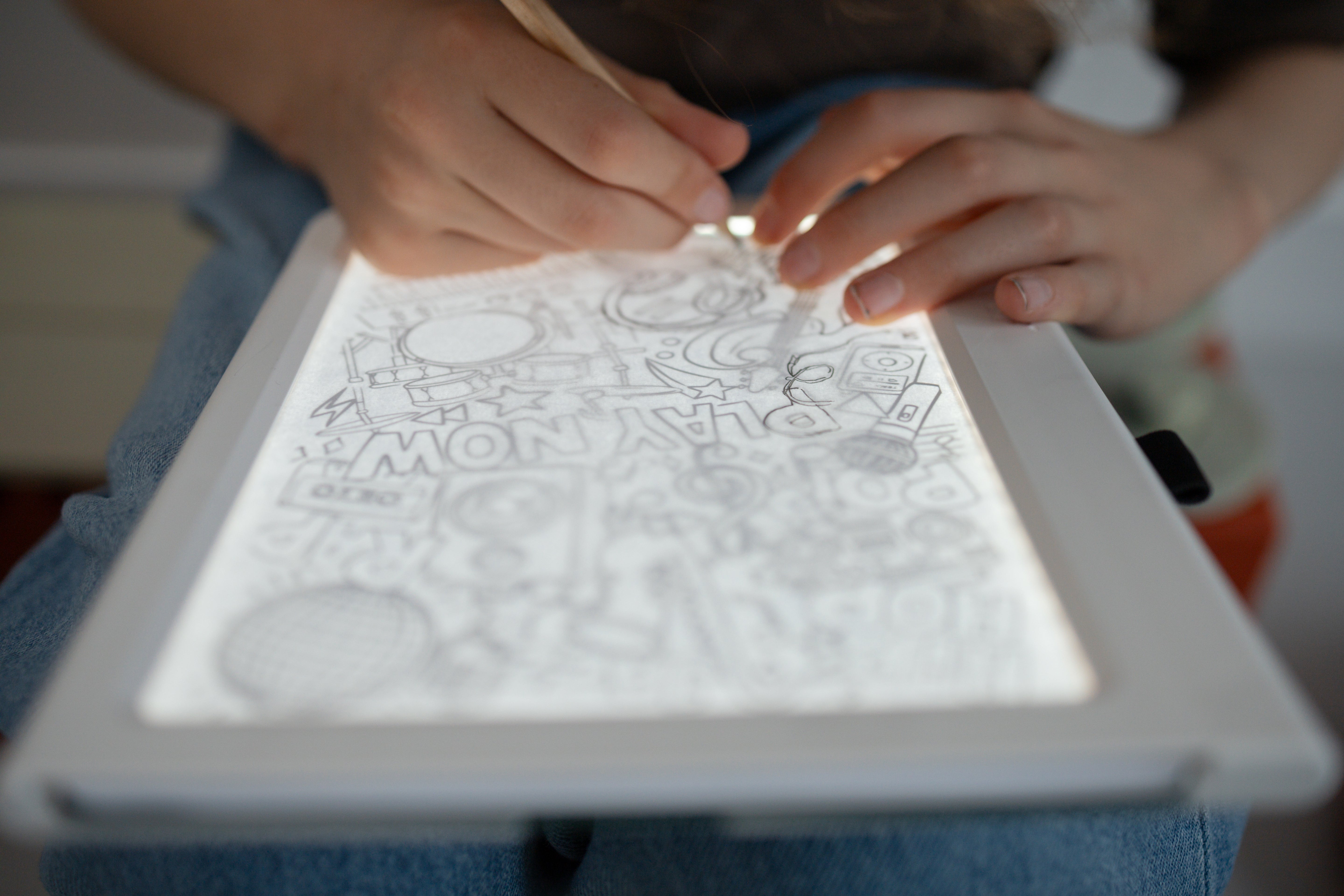 Kidywolf K-DRAW PAD 10+ Lichtgevende Tekentablet met 30 Tekensjablonen
