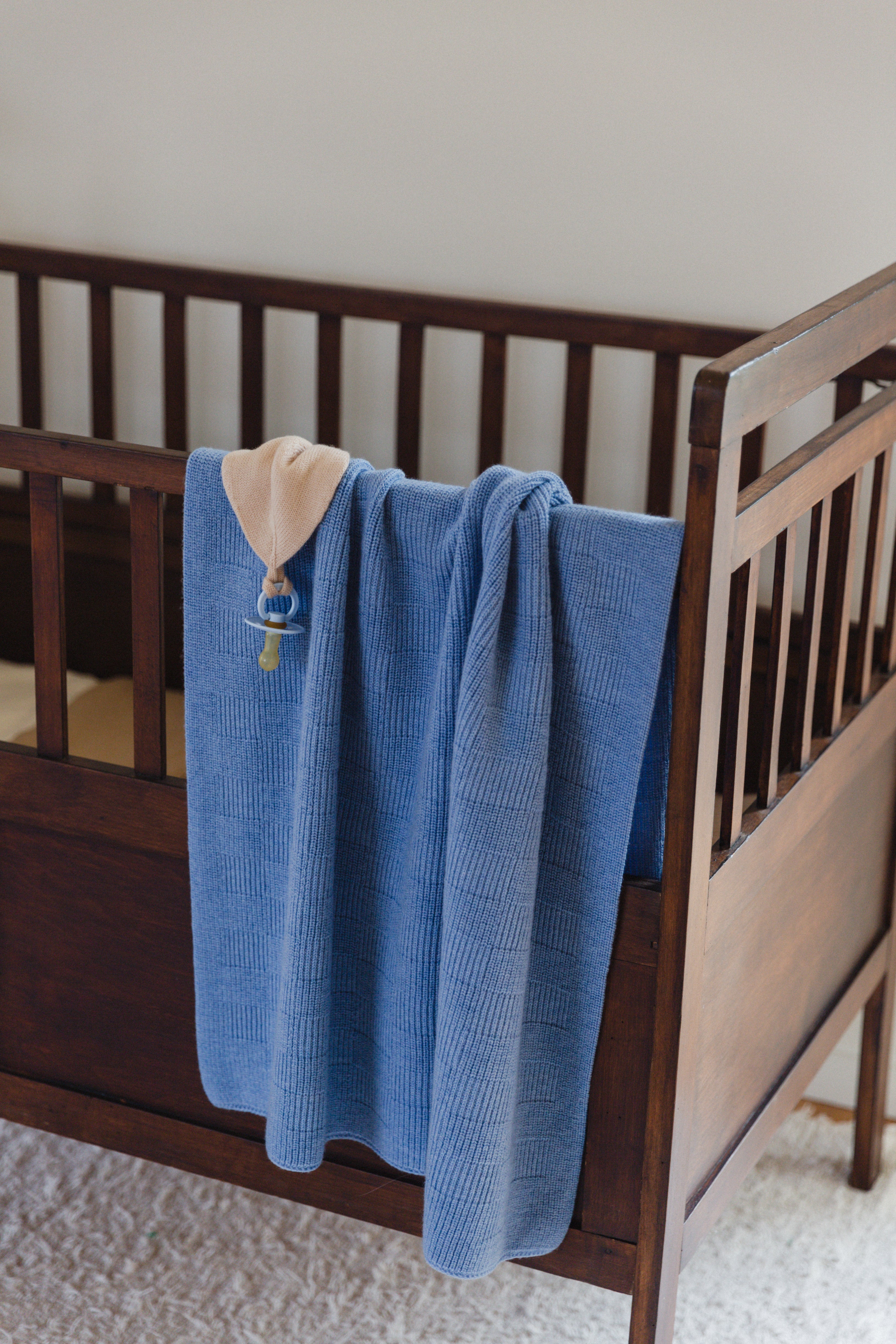 Hvid Wollen babydeken Ivy Light Blue