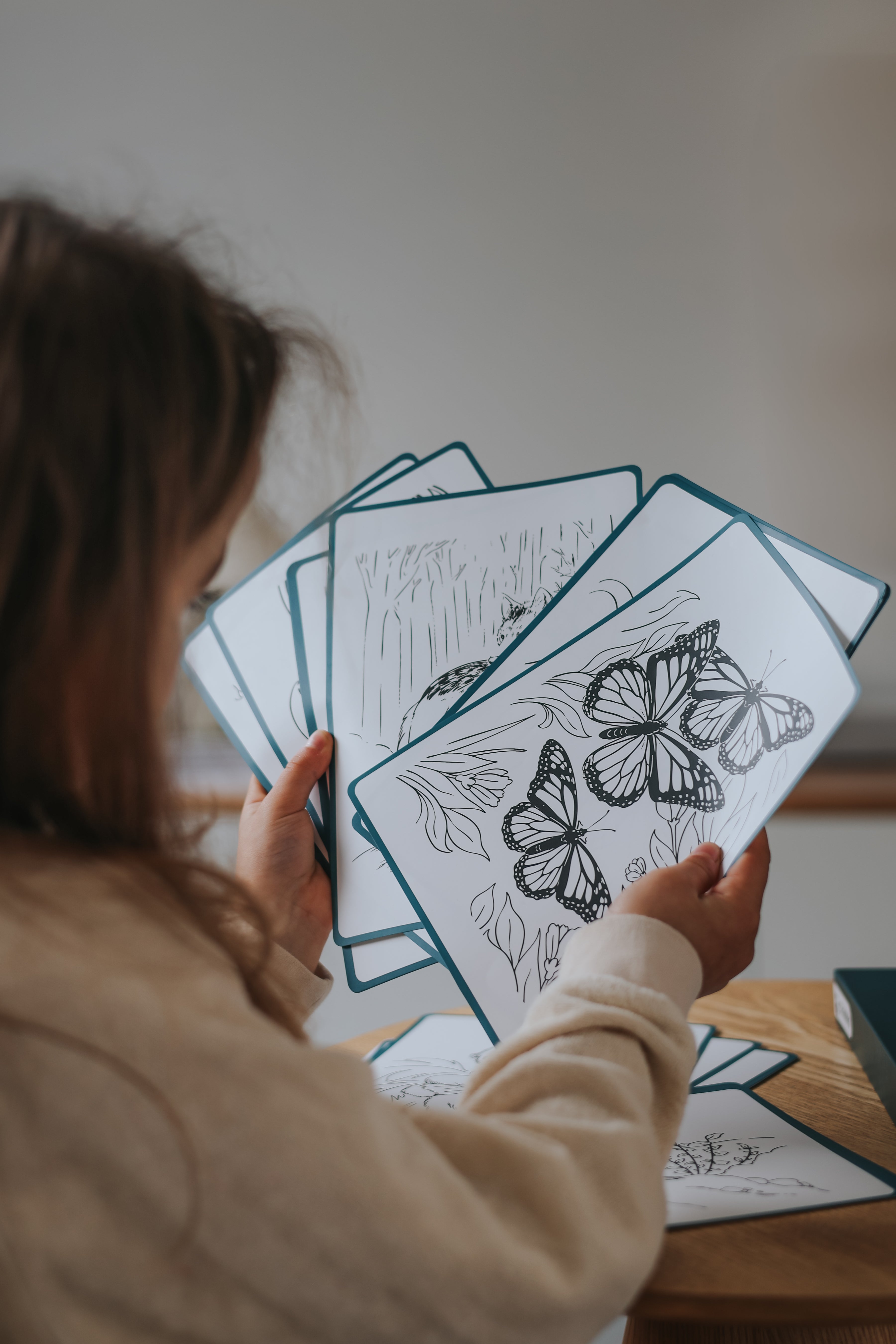 KIDYDRAW PAD 8+ Lichtgevende Tekentablet met 30 Tekensjablonen Dieren