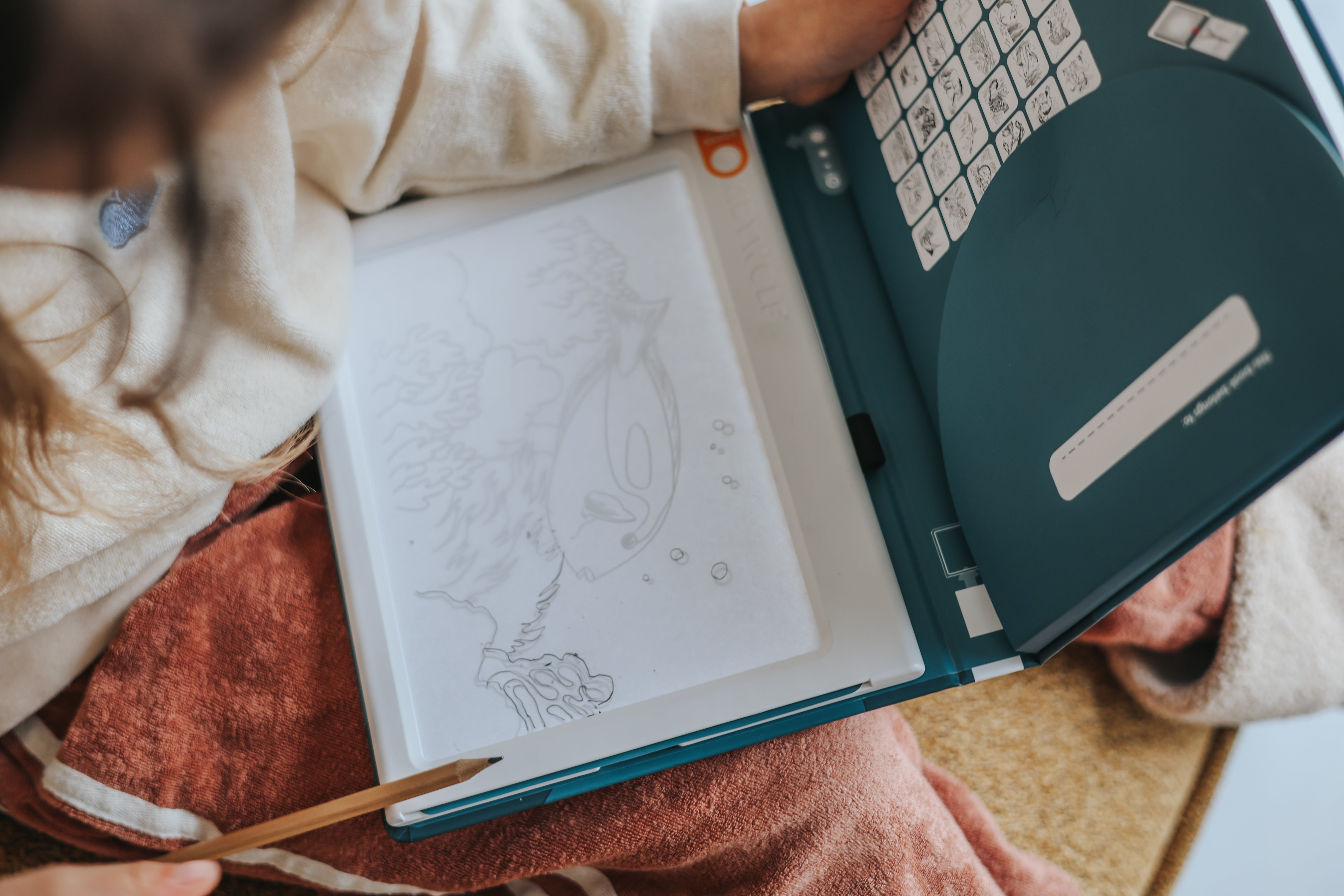 KIDYDRAW PAD 8+ Lichtgevende Tekentablet met 30 Tekensjablonen Dieren