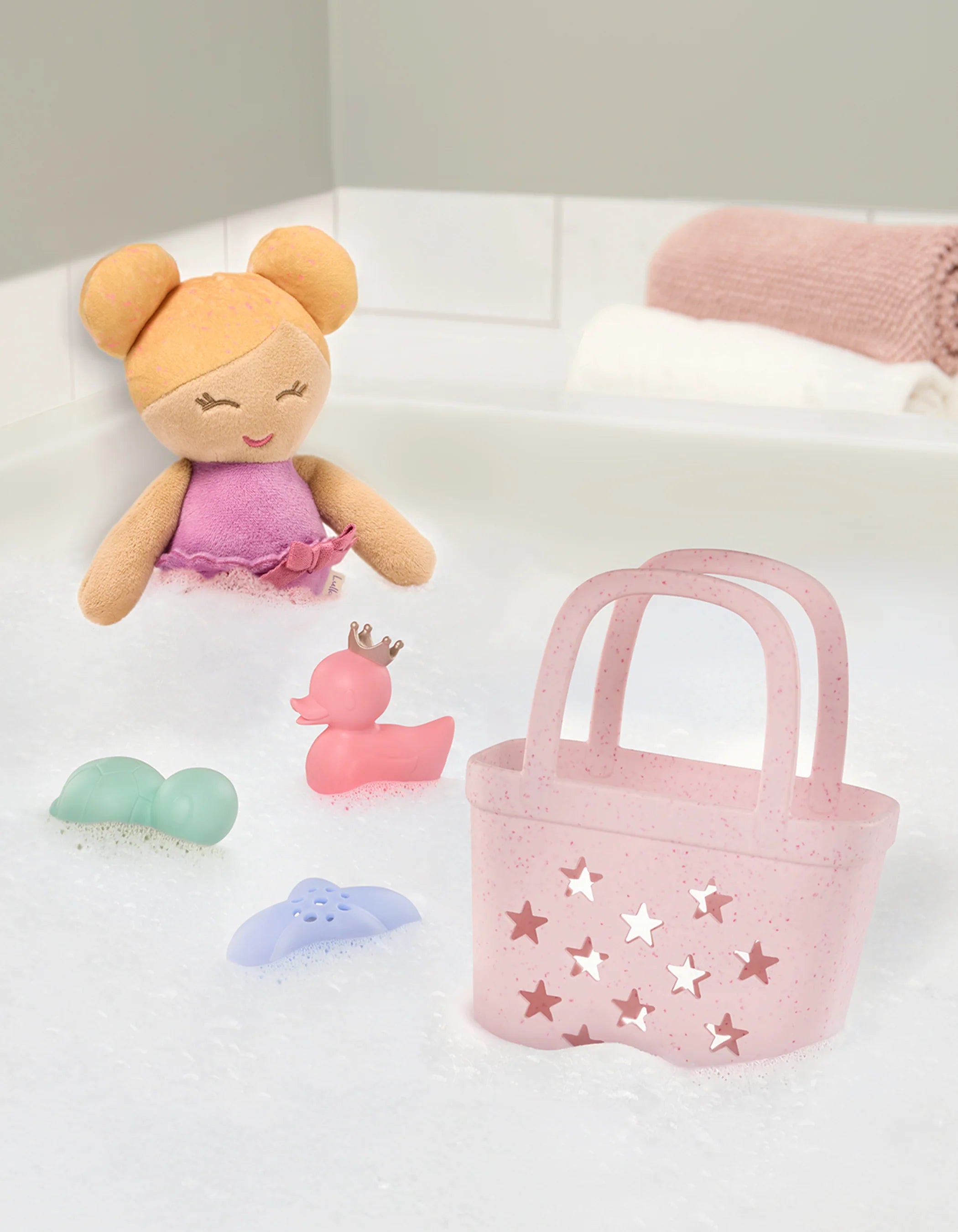LullaBaby - Badpop met accessoires in mandje