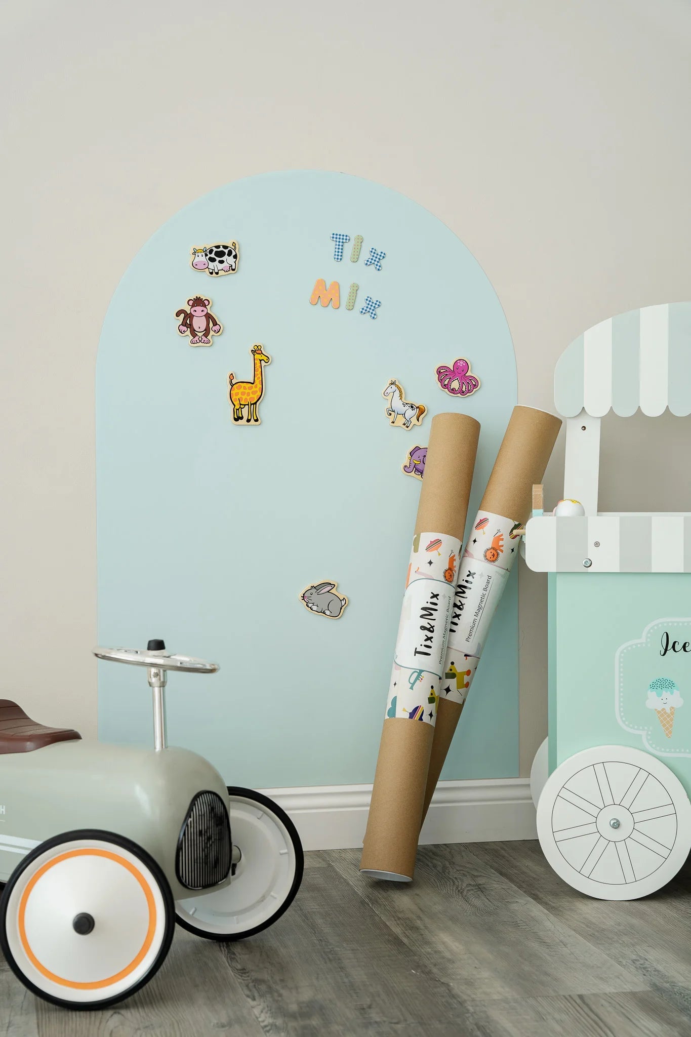 Tix&Mix - Magnetische Muursticker Blauw + 2 Krijtjes