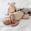 Moonie - Slaapknuffel The Humming Bear 2.0 - Rose Natur White Noise