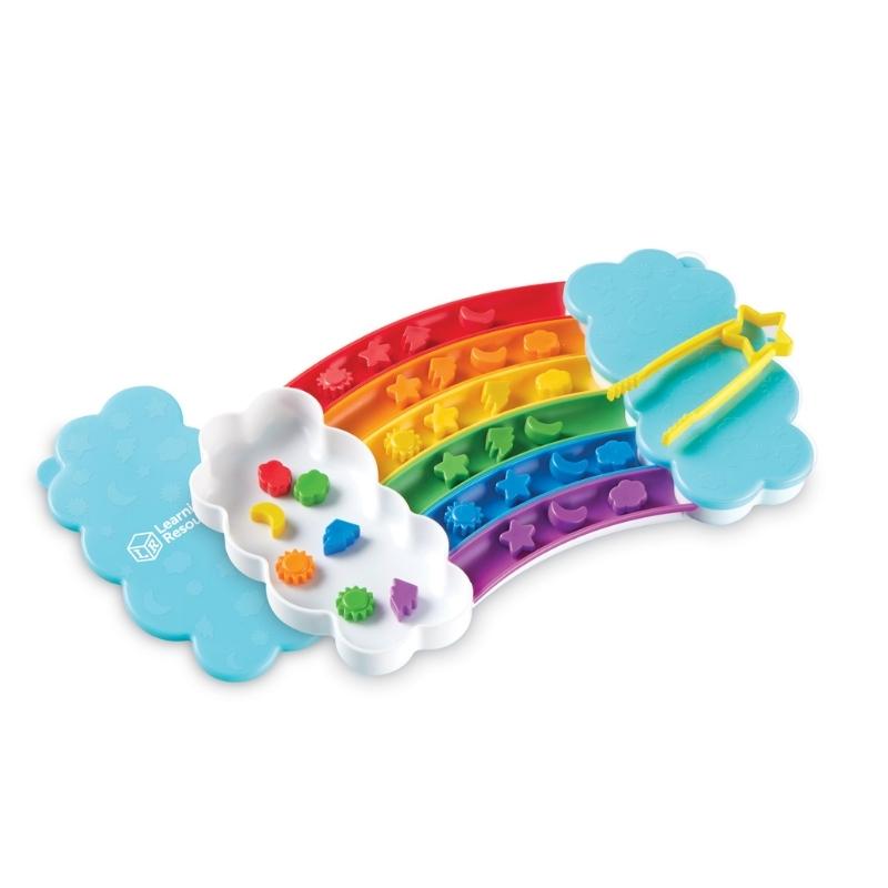 de regenboog sorteerset waarbij bijna ieder figuur op kleur gesorteerd is