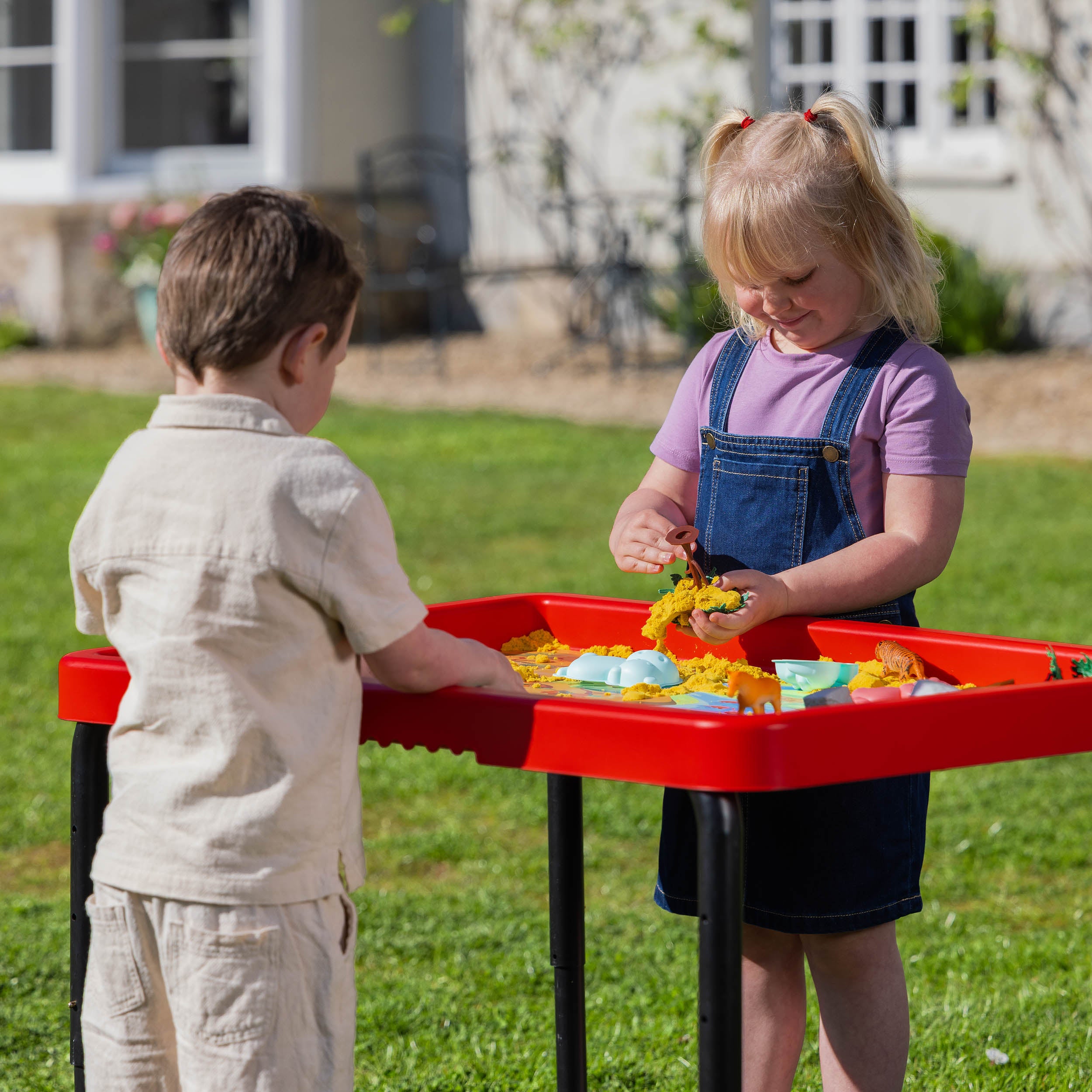 Toyrific - Playhouse PlayTray (95cm) Set - Speeltafel rood + Verstelbaar onderstel