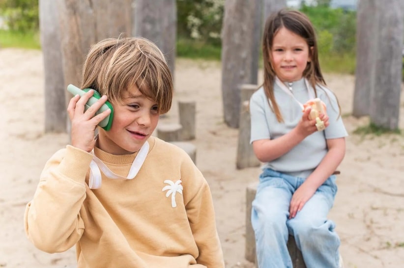 The Zoofamily - Walkie Talkie Rabbit Bear