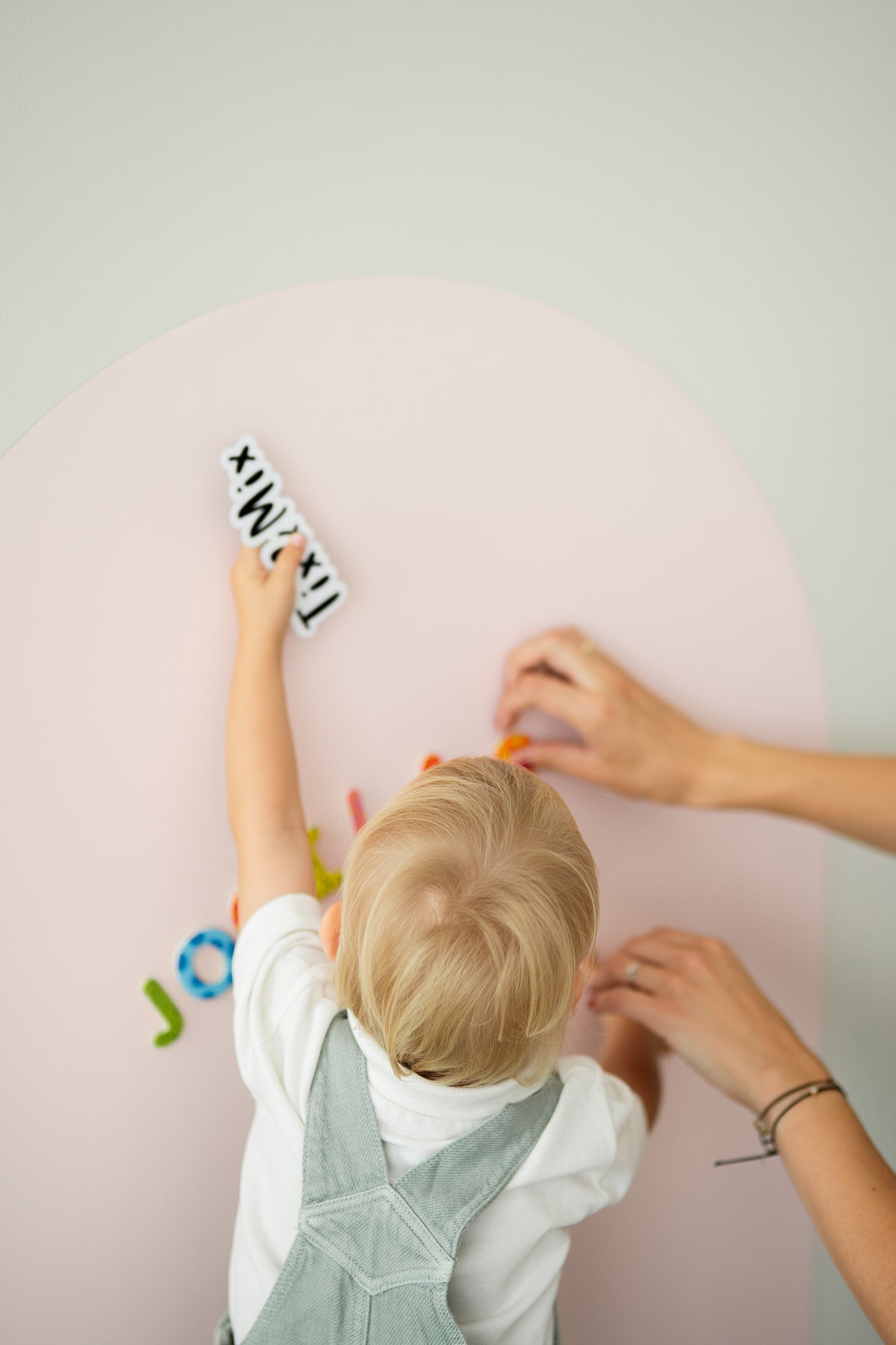 Tix&Mix - Magnetische Muursticker Roze + 2 Krijtjes