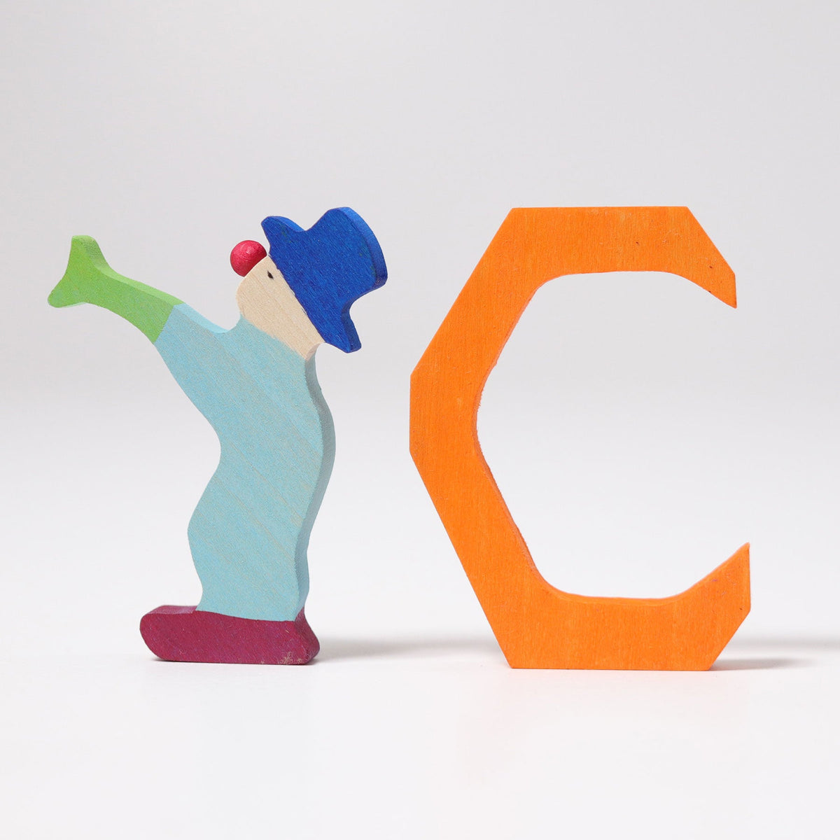 Grimm's - Houten Letter C - Antroposofisch Gekleurd