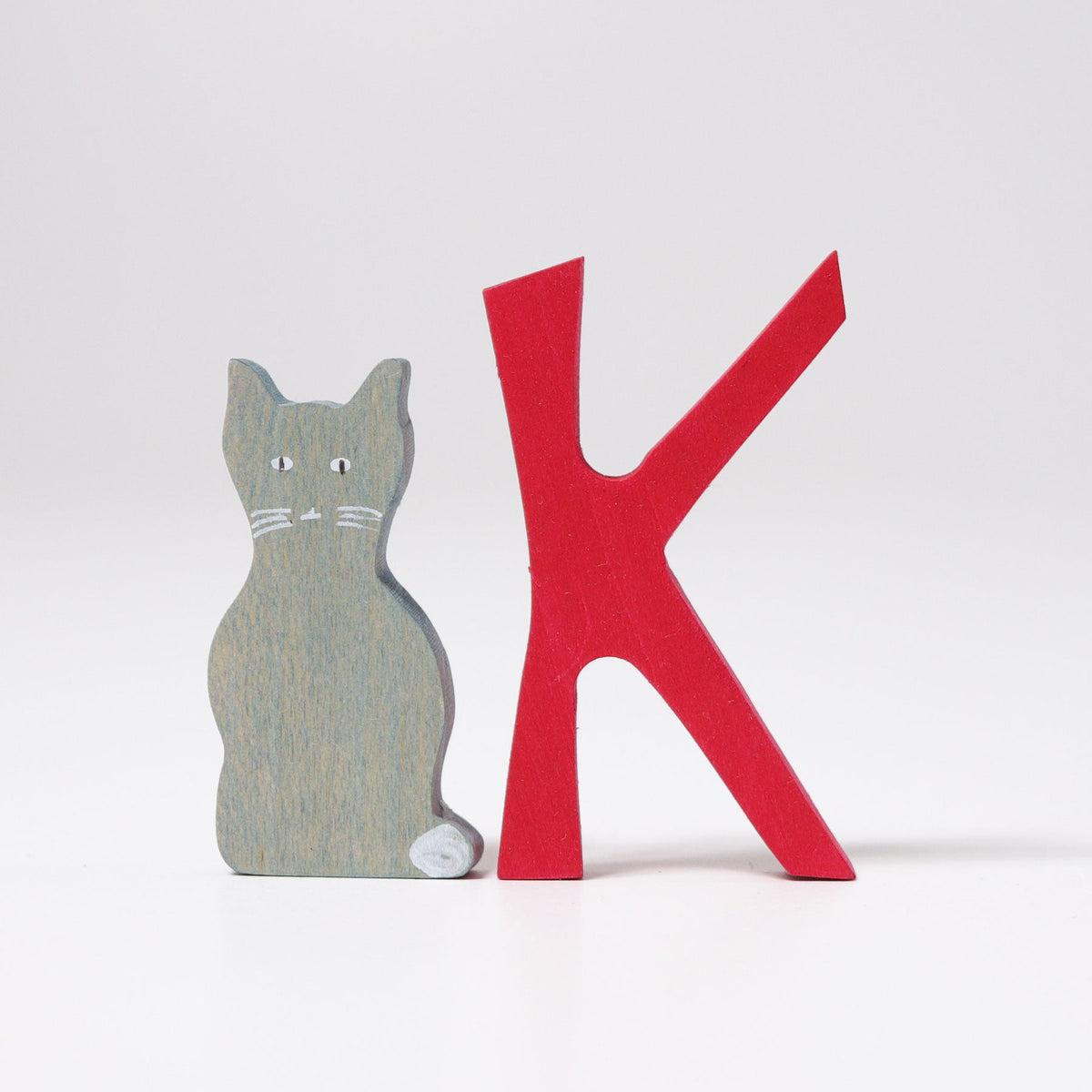 Grimm's - Houten letter K antroposofisch gekleurd