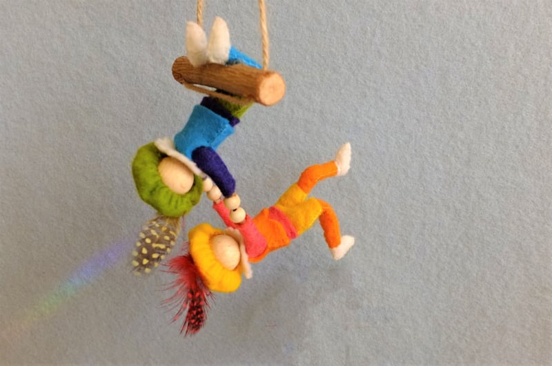 Atelier Pippilotta - DIY viltpakket - Twee acrobaten Pietjes