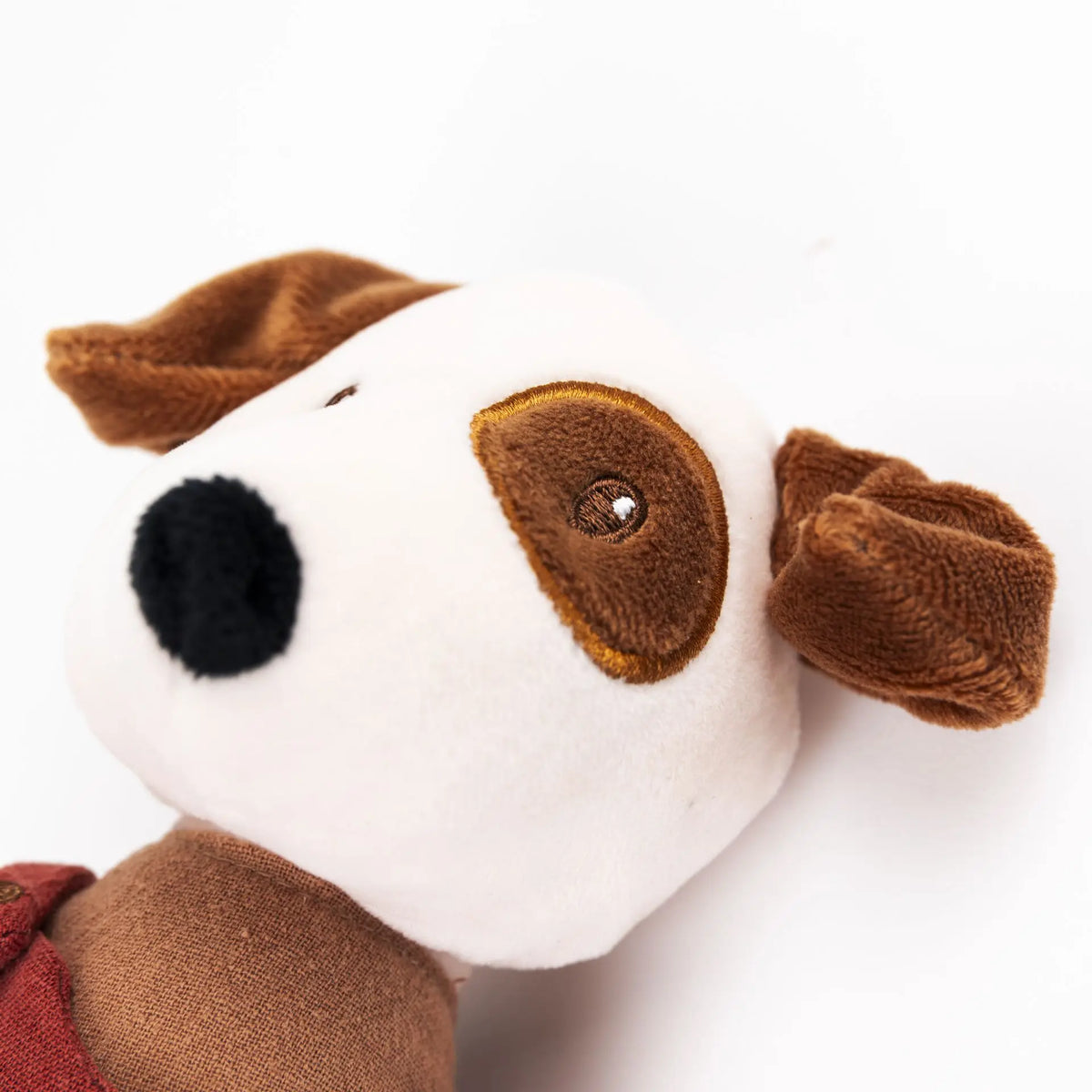 Egmont Toys - Eddie de hond knuffel met ooglapje en tuinbroek