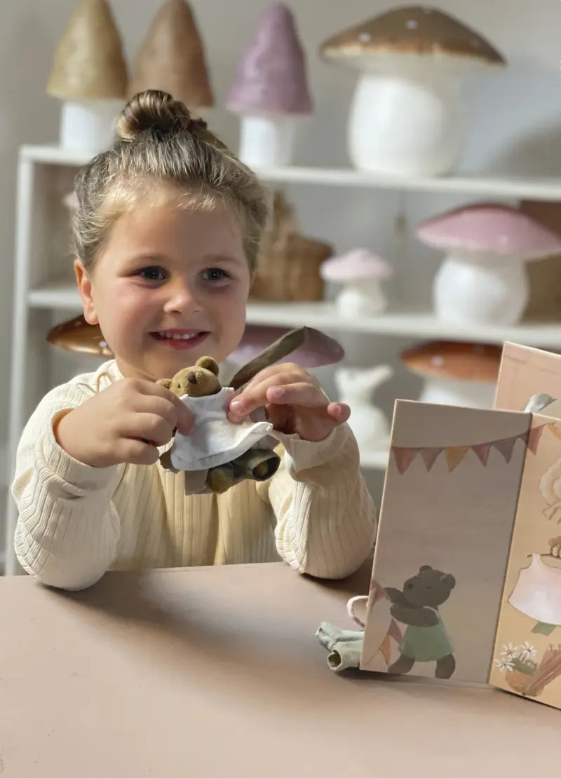 Egmont Toys - Kledingkast met beer