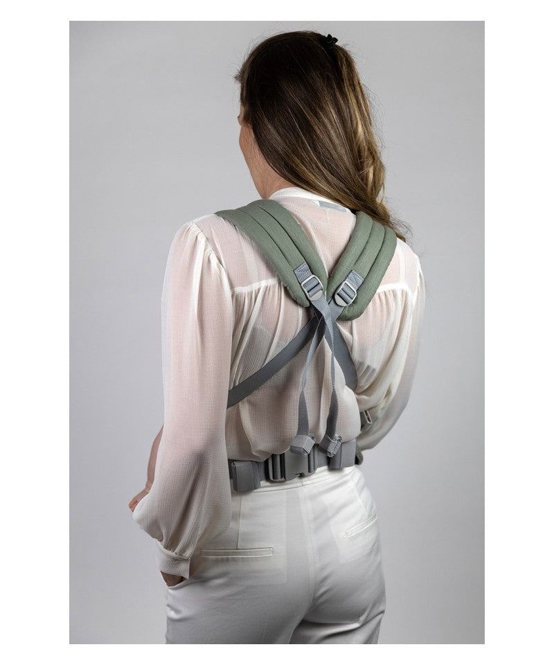 Isara - Elite Sage Green Linen - Ergonomische Draagzak