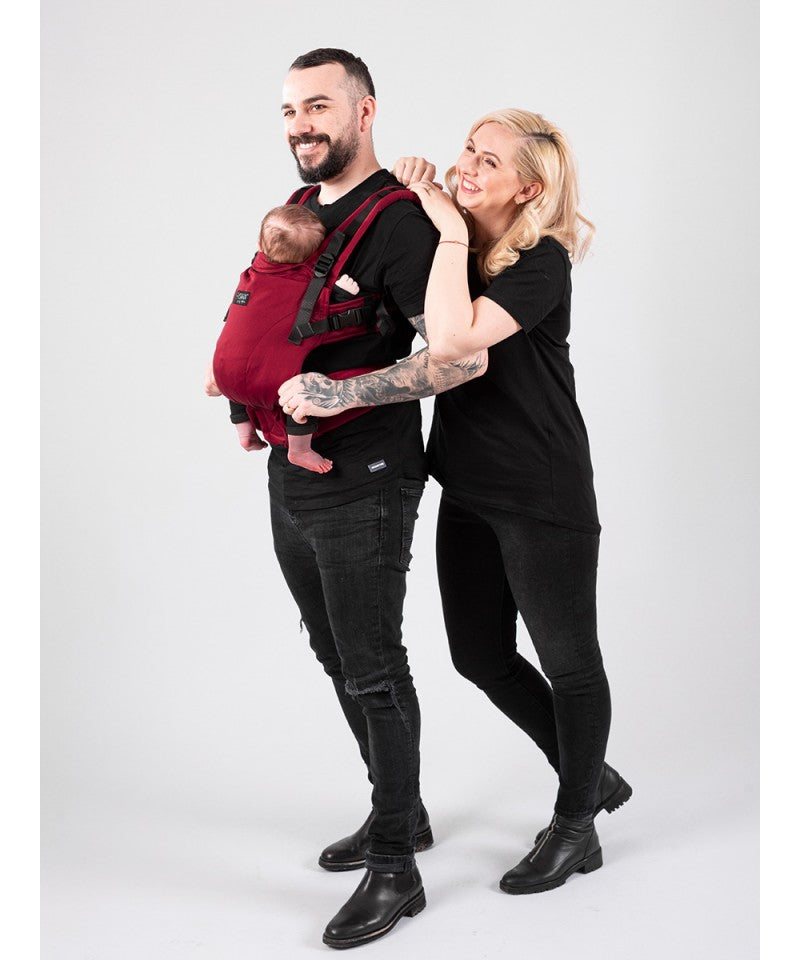 Isara - Ergonomische Draagzak 'The One' Scarlet