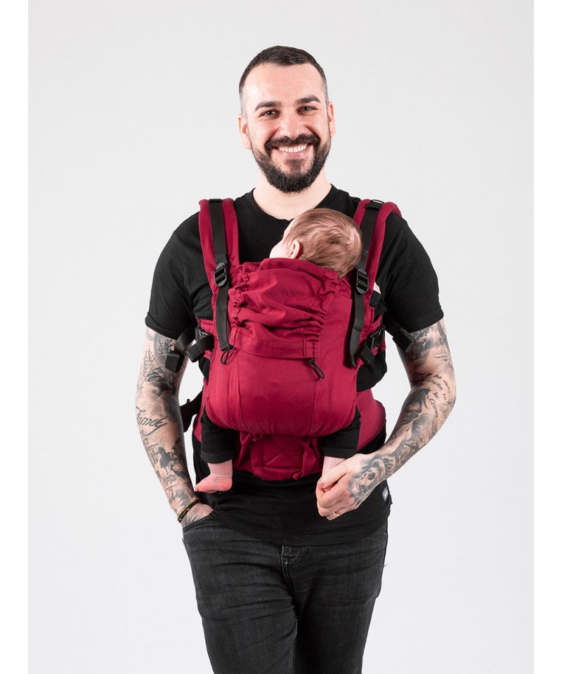 Isara - Ergonomische Draagzak 'The One' Scarlet