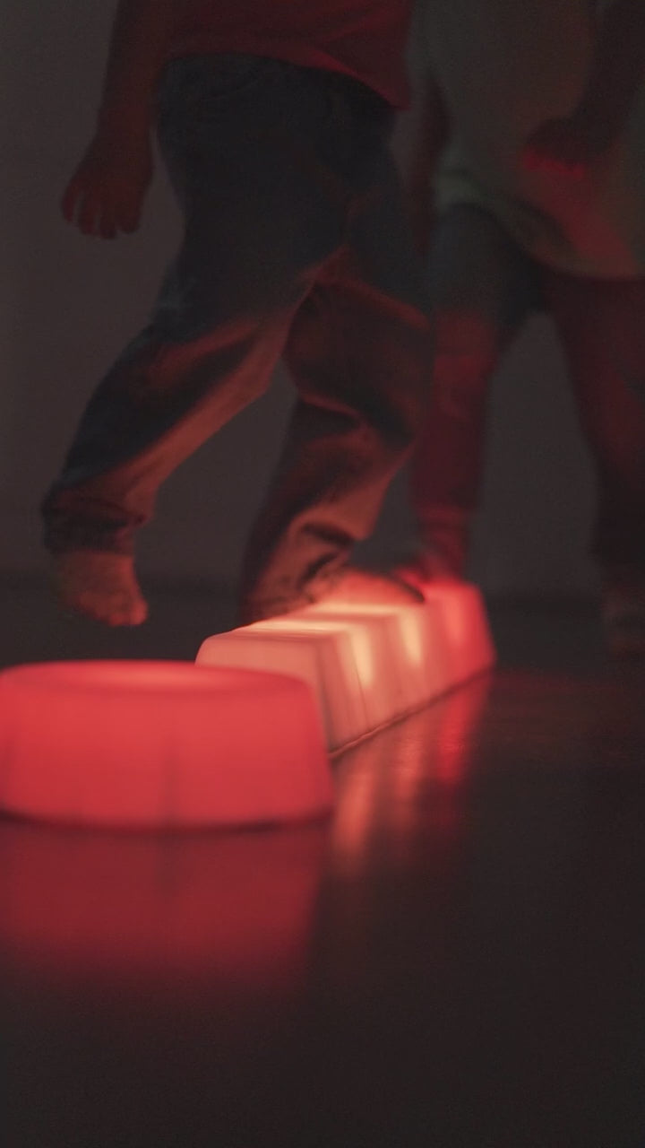 Amaya - 2 licht veranderende balanceer balken