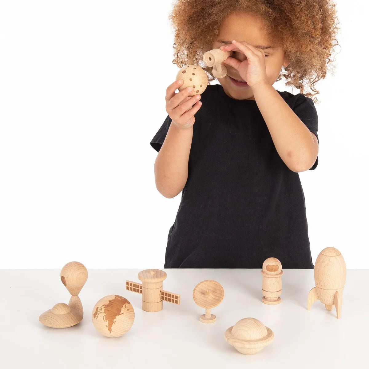 TickiT - Houten ruimtevoorwerpen - 10 stuks