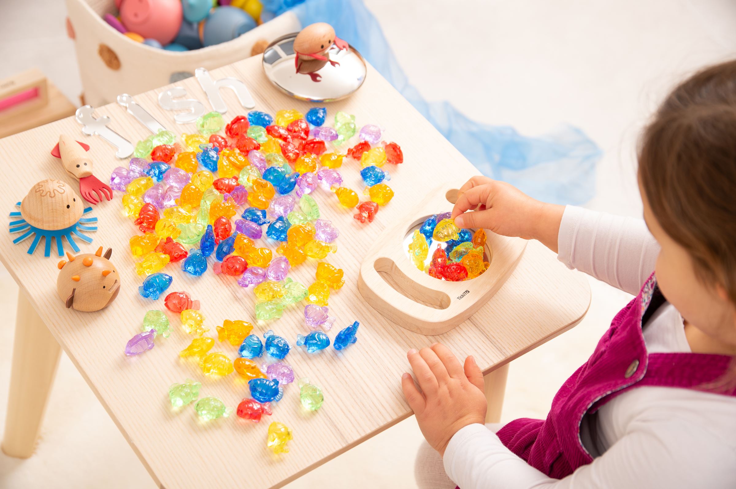 TickiT - Doorschijnende Gekleurde Vis