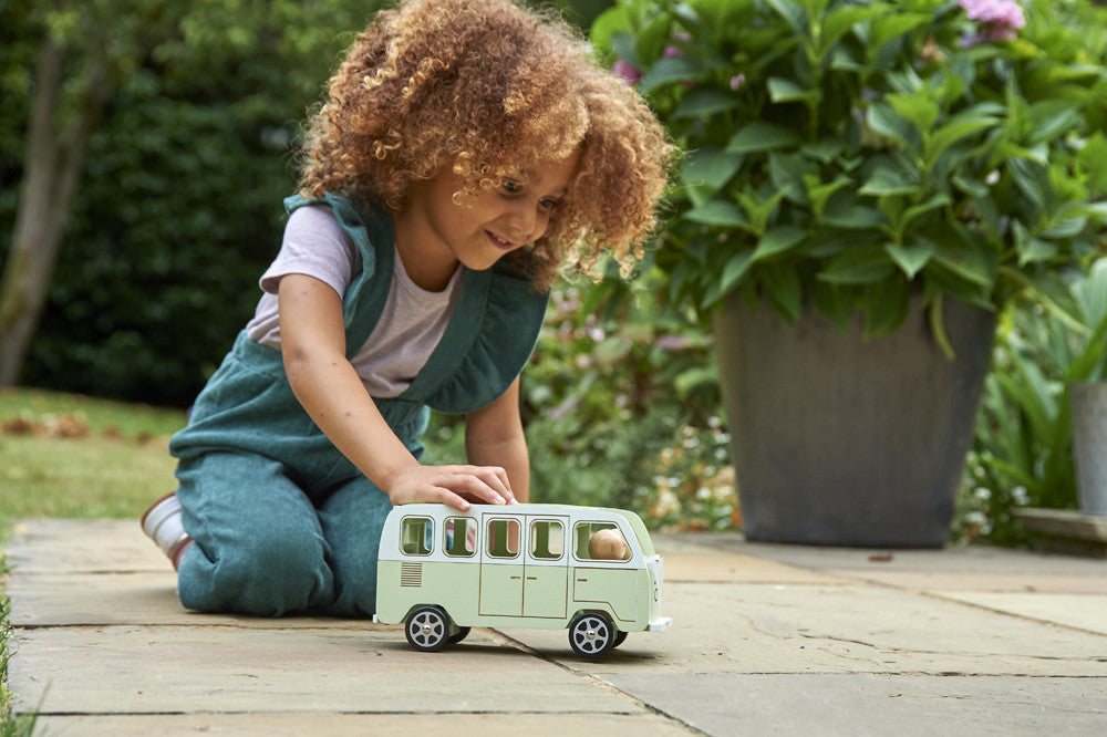 TickiT - houten avonturen camper