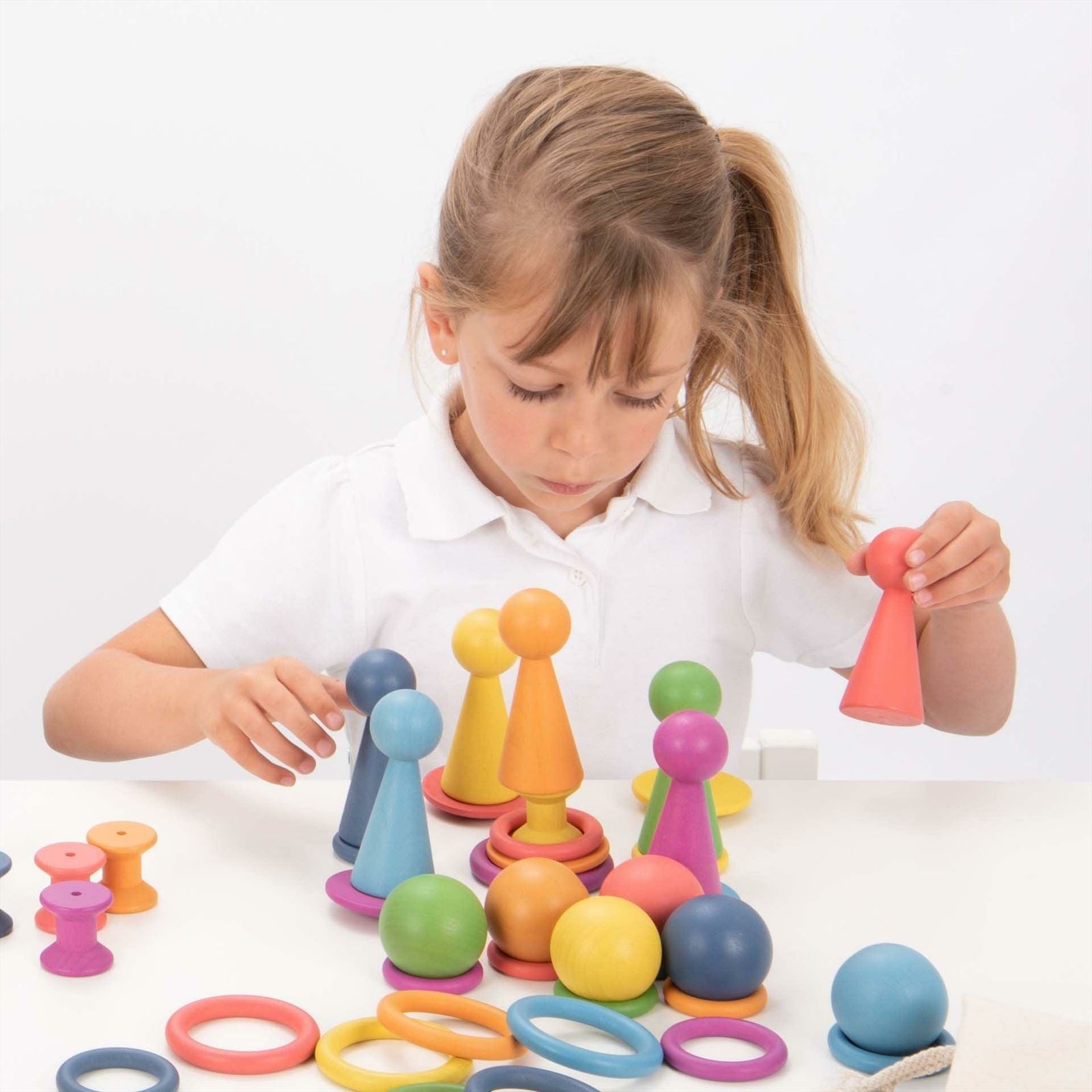 TickiT - Regenboog Houten Figuren