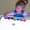 Afbeelding laden in Galerijviewer, TickiT - sensorische gekleurde halve bollen - 8 stuks