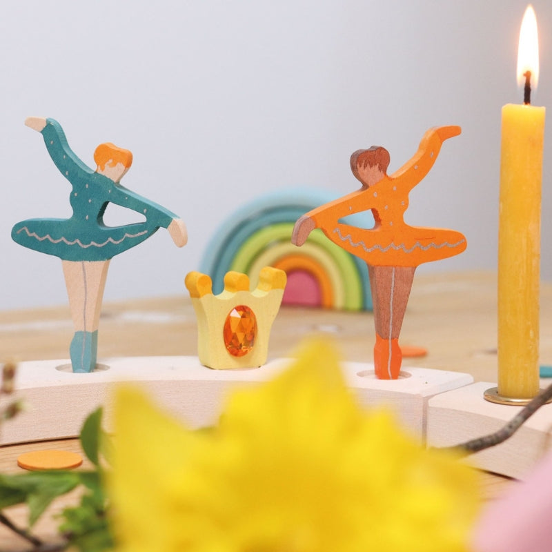 Grimm's - Houten Steker Oranje Ballerina  - Grimm's