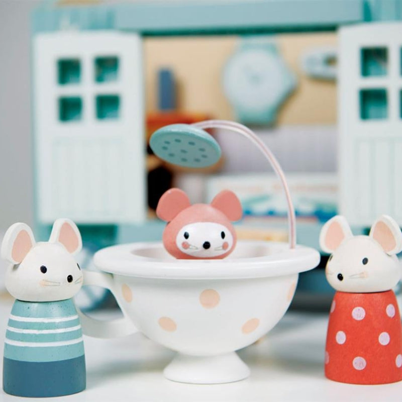 Tender Leaf - Herdershut met muizenfamilie