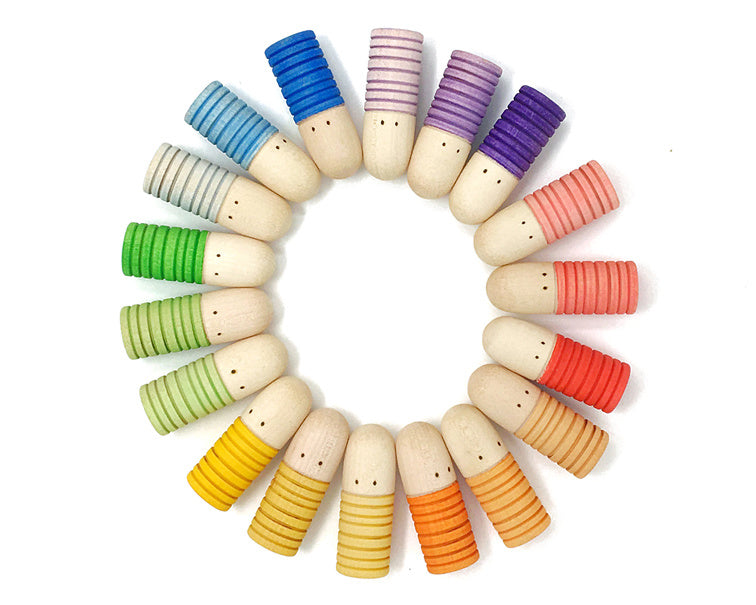 Grapat - houten brots-poppetjes - 18 stuks