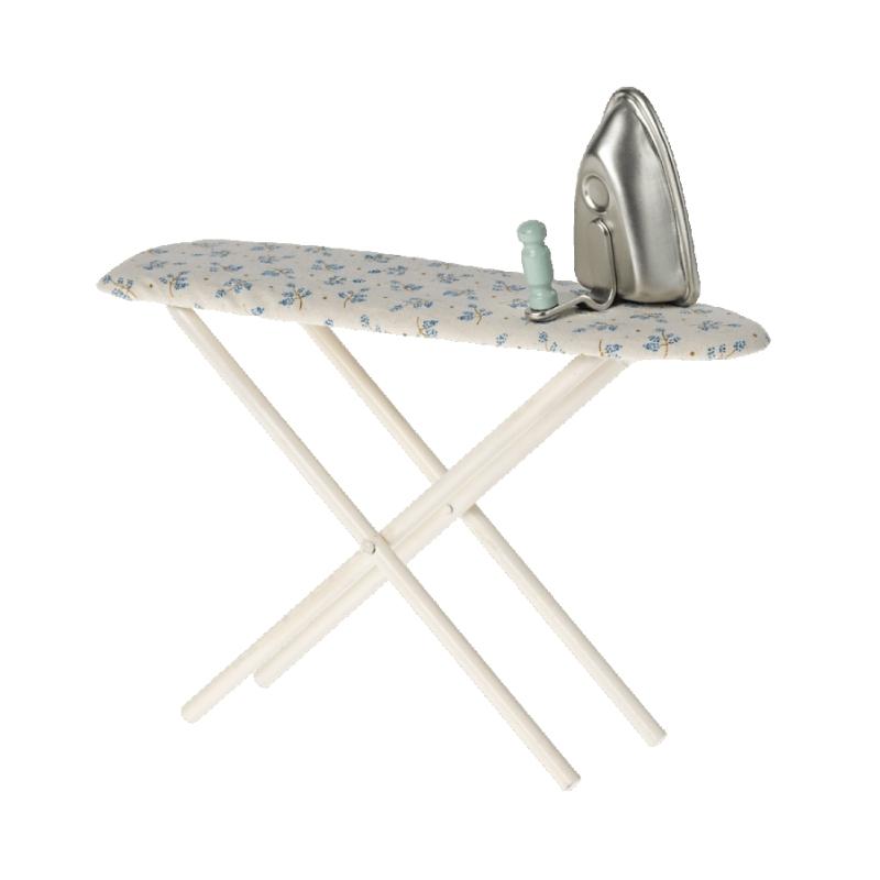 Maileg - Strijkplank met strijkijzer blauwe bloemetjes voor bij poppenhuis