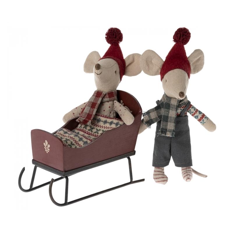 Maileg - slee muis rood (9 x 12 cm)