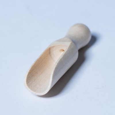 Pagalou - Montessori houten schepje voor sensorisch spel 9cm - kort handvat