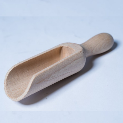 Pagalou - Montessori houten schepje voor sensorisch spel 12cm - kort handvat