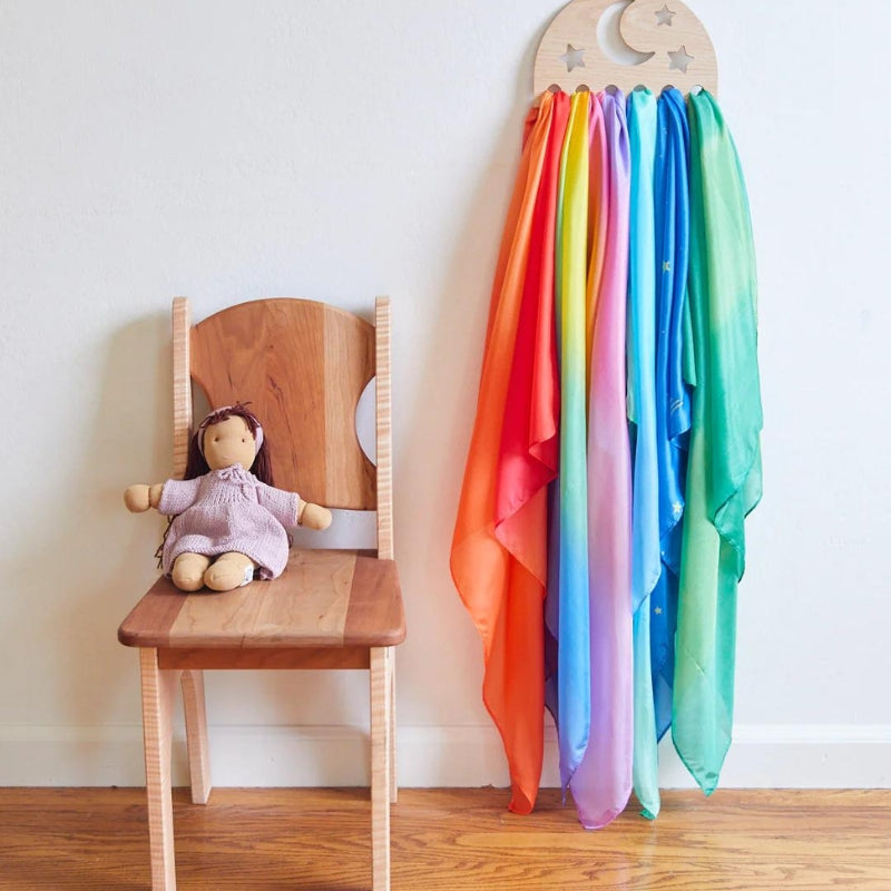 Platte kapstok met sterren om speelzijde op te hangen - Sarah's Silks