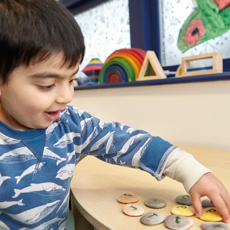 26 alfabet stenen kleine letters - Yellow Door