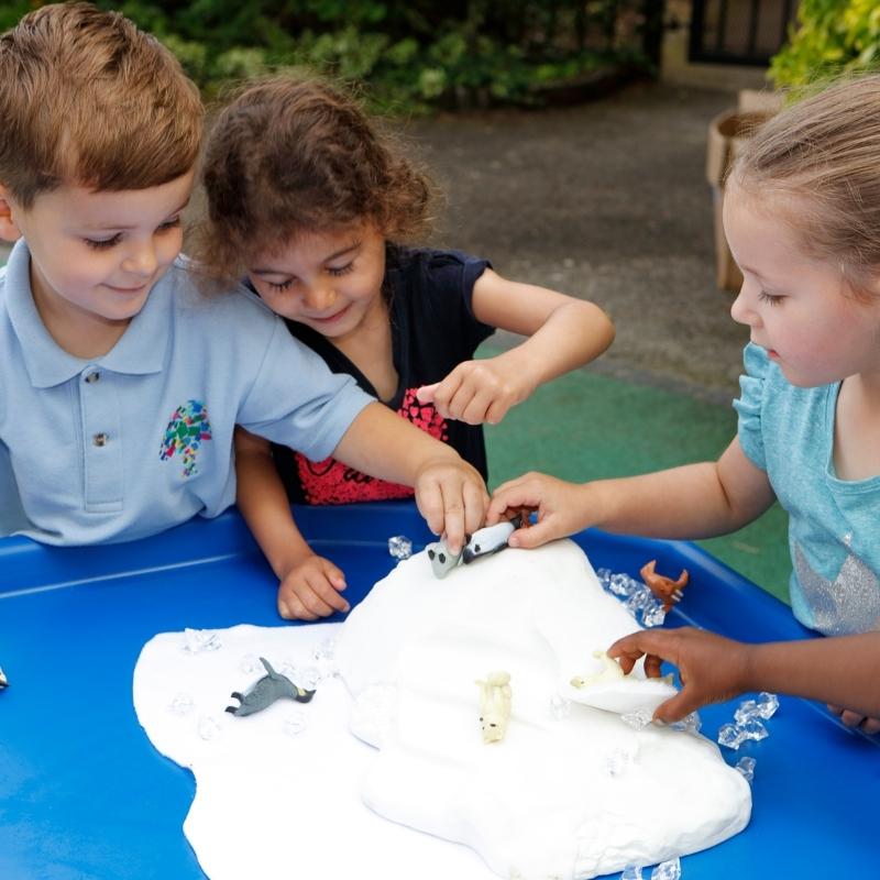 Grote ijsberg van hars-steenmix 40 cm - Yellow Door