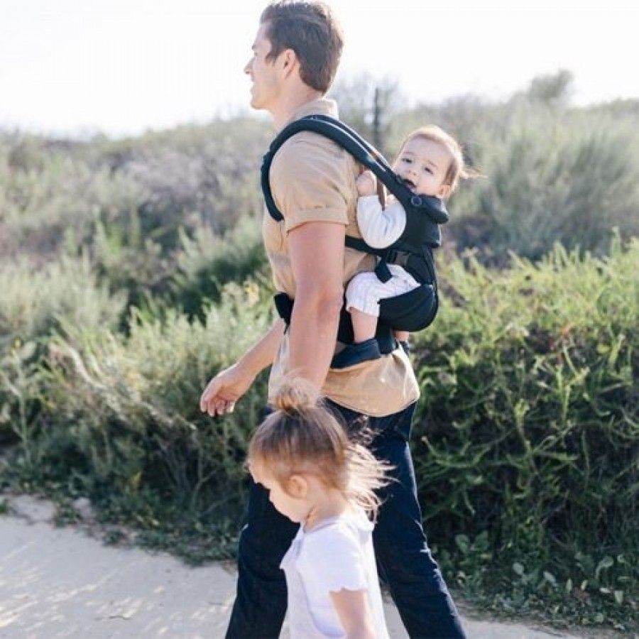 Ergobaby ergonomische draagzak Omni 360 Onyx Black - Air Mesh