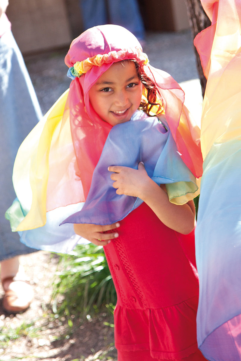 Sarah's Silks Speelzijde Regenboog - 86x86cm